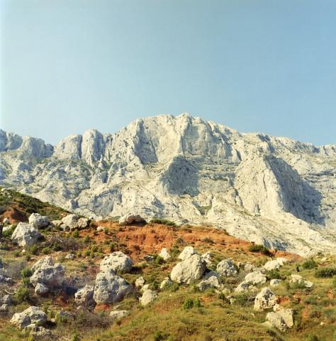 Montagne Sainte-Victoire, Bouches-du-Rhône, Provence-Alpes-Côtes d'Azur. 1995