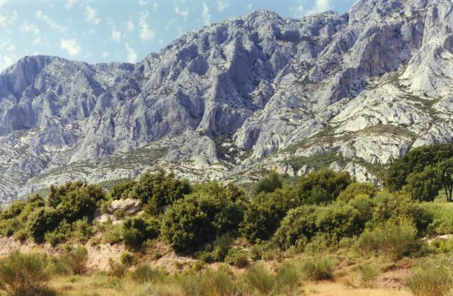 Montagne Sainte-Victoire. Bouches-du-Rhône, Provence-Alpes-Côtes d'Azur. 1995