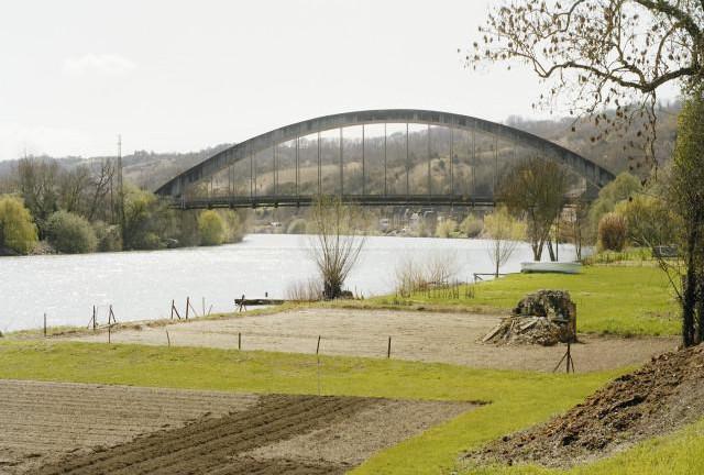 Saint-Pierre-du-Vauvray. Normandie, Eure. 2010