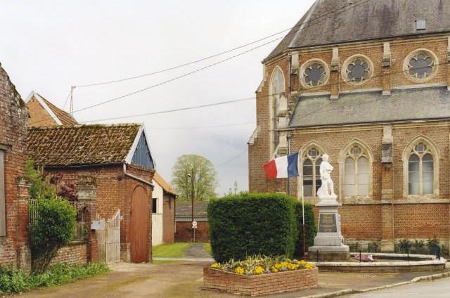 Étinehem-Méricourt, Hauts-de-France. 2012